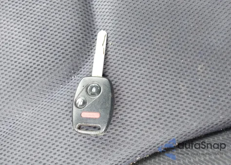 2013 Honda Fit Sport z USA, uszkodzony, nr VIN JHMGE8H56DC002692